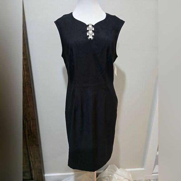 CONNECTED APPAREL Embellished Neck Sleeveless Dress NWOT size 6 Black - Picture 1 of 4